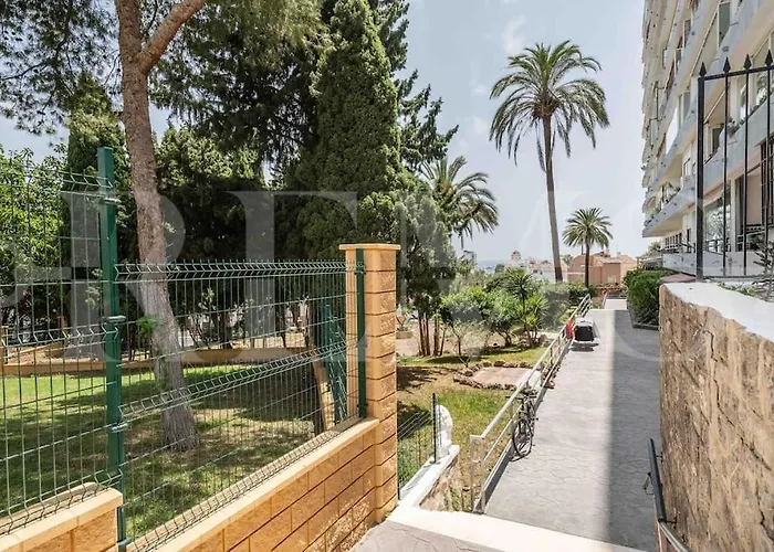 Apartamento Swimming Pool & Terrace Near The By Rems *